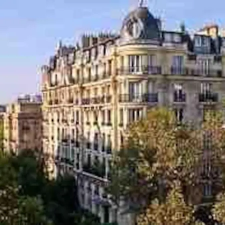 3 Bedrooms Apartment, Parisian Style Apartment Paris